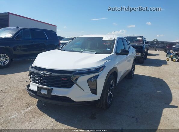 KL77LGE22RC070388 2024 CHEVROLET TRAX White Przód lewy