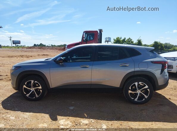 KL77LGE22RC093489 2024 CHEVROLET TRAX Gray Vista interior de 360 grados