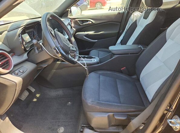 KL77LGE22SC132944 2025 CHEVROLET TRAX Black Widok wnętrza z przodu