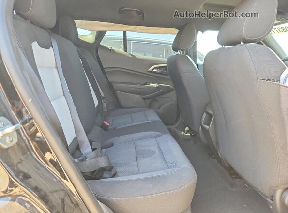 KL77LGE22SC132944 2025 CHEVROLET TRAX Black Widok tylnych siedzeń