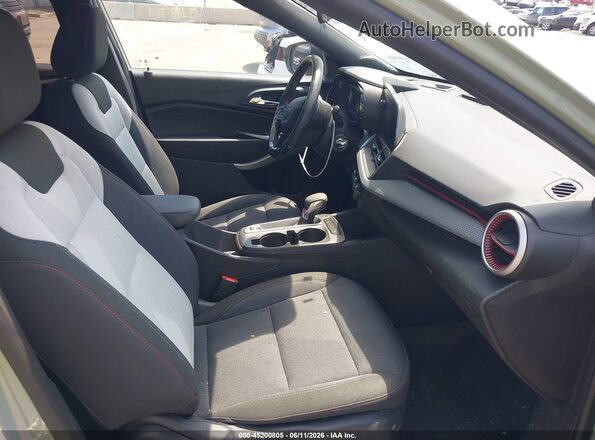 KL77LGE24RC192492 2024 CHEVROLET TRAX Gray Սալոնի դիմացի տեսք
