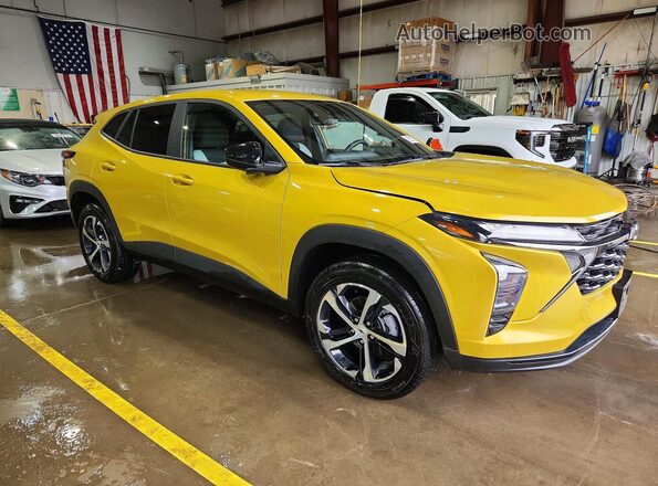 KL77LGE25RC237603 2024 CHEVROLET TRAX Yellow Առջևի աջ