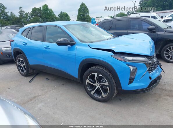 KL77LGE26RC037202 2024 CHEVROLET TRAX Синий Вид задней части салона