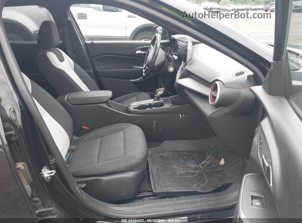 KL77LGE26RC188184 2024 CHEVROLET TRAX Black Widok wnętrza z przodu