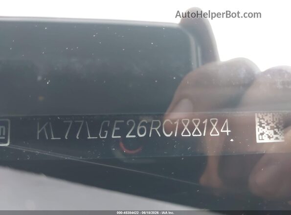 KL77LGE26RC188184 2024 CHEVROLET TRAX Black Widok komory silnika