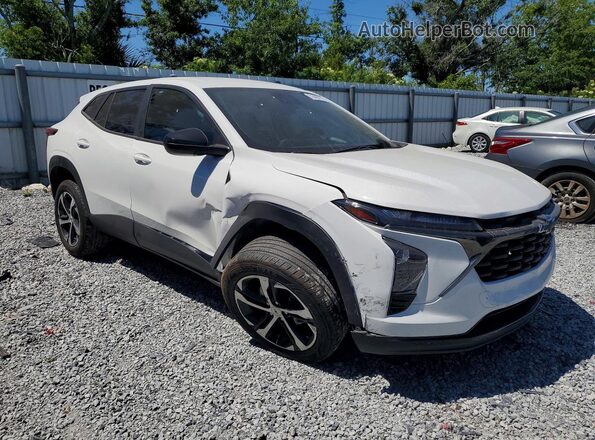 KL77LGE29RC207715 2024 CHEVROLET TRAX White Przód prawy
