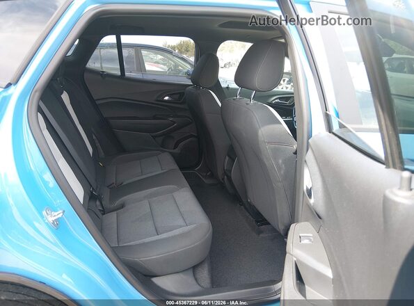 KL77LGE29RC215247 2024 CHEVROLET TRAX Blue Вид наклейки з VIN-кодом