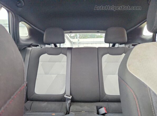 KL77LGE2XRC120843 2024 CHEVROLET TRAX Silver Vista de los asientos traseros