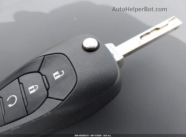 KL77LGEP0SC209578 2025 CHEVROLET TRAX Черный Вид панели приборов