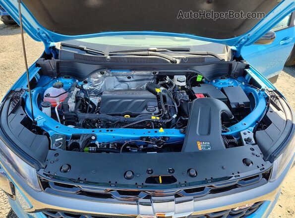 KL77LGEP1TC120085 2026 CHEVROLET TRAX Синий Вид подкапотного пространства
