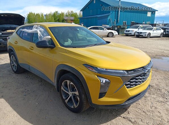 KL77LGEP3SC017104 2025 CHEVROLET TRAX Gold Передня права чверть