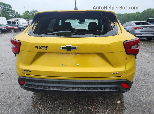 KL77LGEP3SC150221 2025 CHEVROLET TRAX Yellow Հետևի տեսք