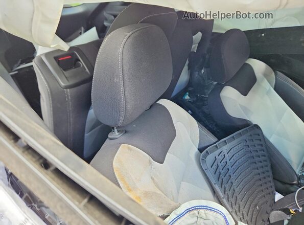 KL77LGEP4SC092233 2025 CHEVROLET TRAX Silver Rear seats view