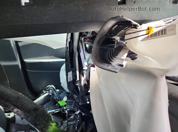 KL77LGEP4SC092233 2025 CHEVROLET TRAX Silver Instrument cluster view