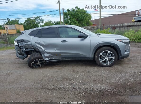KL77LGEP4TC113583 2026 CHEVROLET TRAX Серый Вид задней части салона