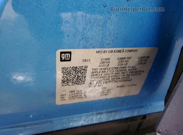 KL77LGEP7SC034942 2025 CHEVROLET TRAX Blue Engine compartment view