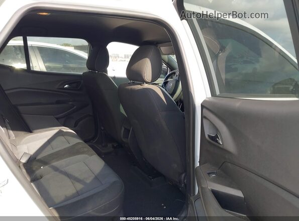 KL77LGEP7SC230427 2025 CHEVROLET TRAX White VIN կոդի պիտակի տեսք