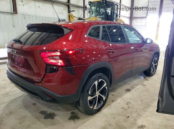 KL77LGEP8SC135956 2025 CHEVROLET TRAX Burgundy Rear right