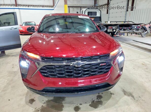 KL77LGEP8SC135956 2025 CHEVROLET TRAX Burgundy Front view