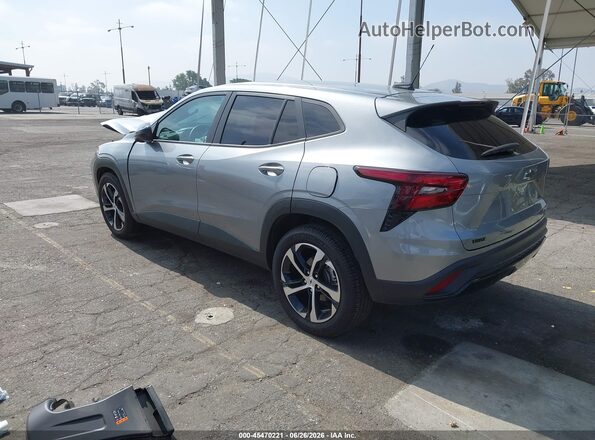 KL77LGEP8SC191962 2025 CHEVROLET TRAX Gray უკანა მარცხენა