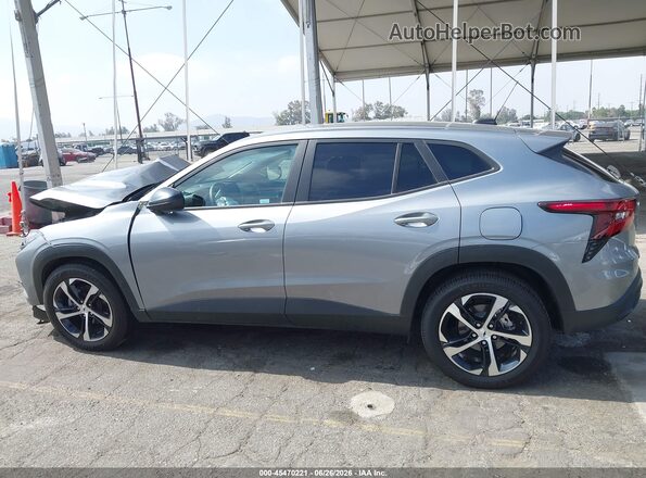 KL77LGEP8SC191962 2025 CHEVROLET TRAX Gray 