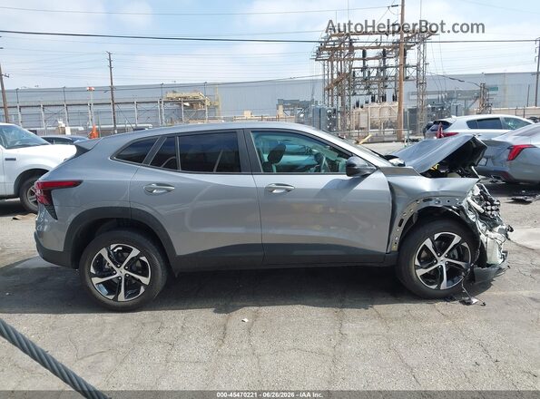 KL77LGEP8SC191962 2025 CHEVROLET TRAX Gray სალონის 360-გრადუსიანი ხედი