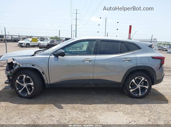 KL77LGEP8SC273321 2025 CHEVROLET TRAX Silver Rear interior view