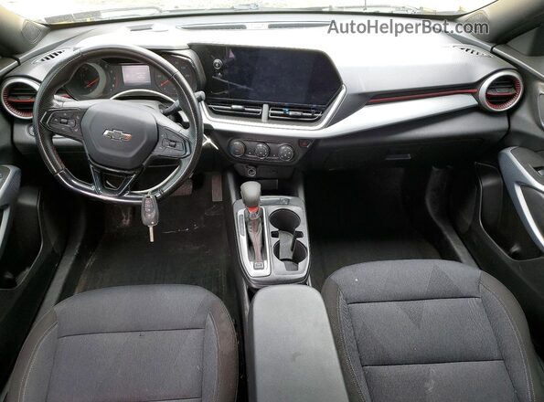 KL77LGEP9SC076402 2025 CHEVROLET TRAX Yellow Առջևի վահանակի տեսք