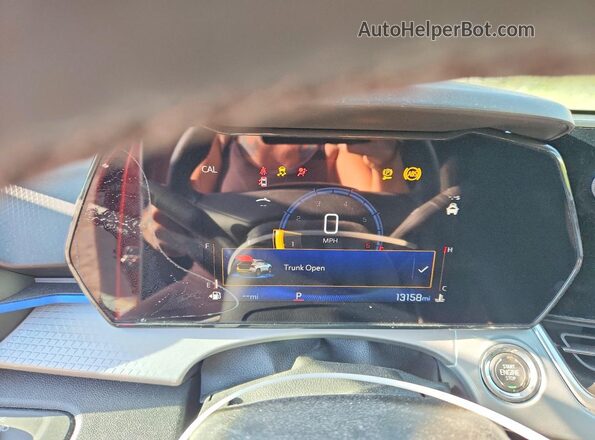 KL77LHE21RC101006 2024 CHEVROLET TRAX Orange Սարքավորումների վահանակի տեսք
