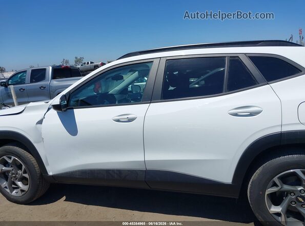 KL77LHE26RC096207 2024 CHEVROLET TRAX White Панорамний вид салону 360°
