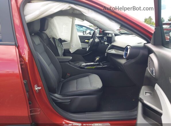 KL77LHE27RC011617 2024 CHEVROLET TRAX Оранжевый Вид салона спереди