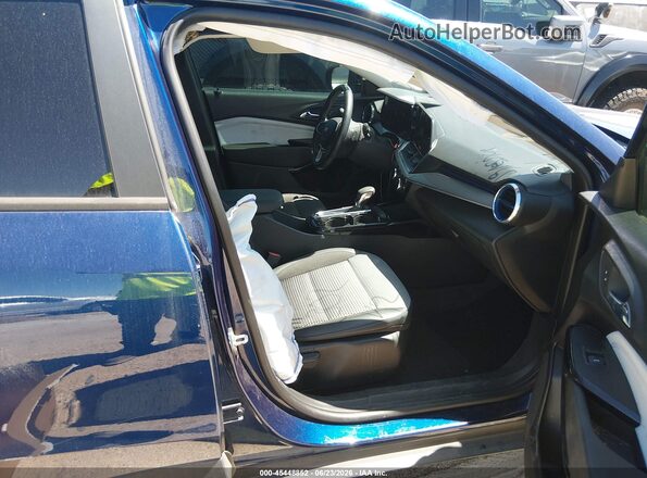 KL77LHE27RC041474 2024 CHEVROLET TRAX Blue Widok wnętrza z przodu