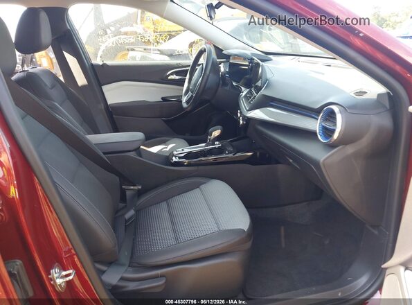 KL77LHE28RC039152 2024 CHEVROLET TRAX Red Front interior view
