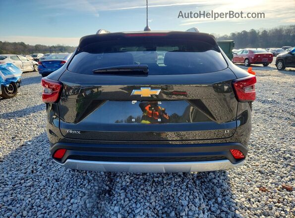 KL77LHE28RC226374 2024 CHEVROLET TRAX Green Հետևի տեսք