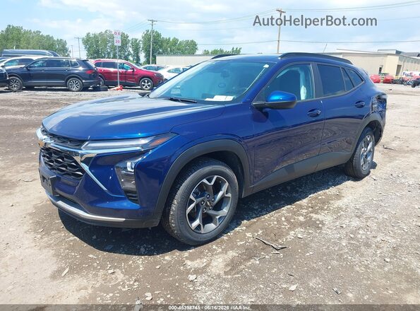 KL77LHE2XRC104325 2024 CHEVROLET TRAX Blue წინა მარცხენა ხედი სამი მეოთხედიდან