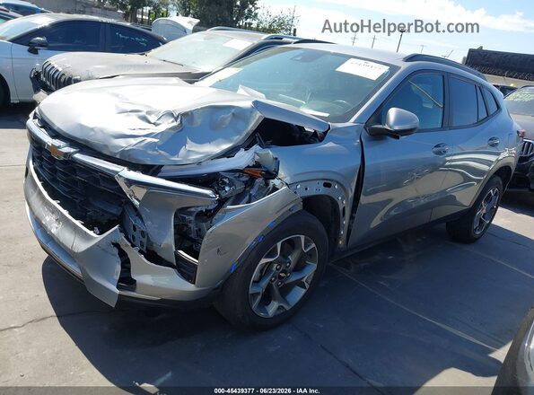 KL77LHE2XRC172222 2024 CHEVROLET TRAX Gray Front left