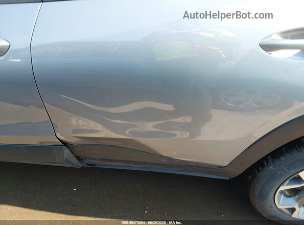 KL77LHEP0SC093627 2025 CHEVROLET TRAX Gray Вид спереду