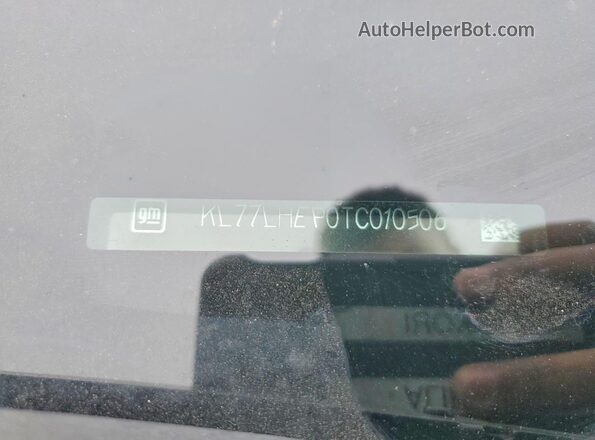 KL77LHEP0TC010506 2026 CHEVROLET TRAX Black Вид підкапотного простору