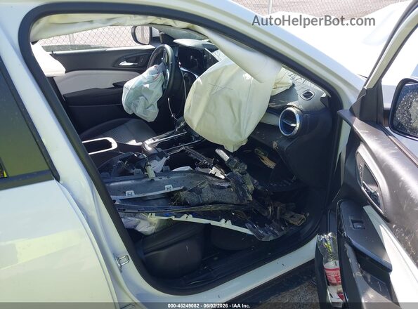 KL77LHEP0TC056448 2026 CHEVROLET TRAX Белый Вид салона спереди