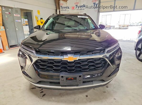 KL77LHEP1SC235791 2025 CHEVROLET TRAX Black Vista frontal