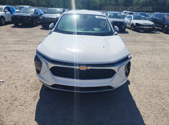 KL77LHEP2SC279847 2025 CHEVROLET TRAX Белый Вид спереди