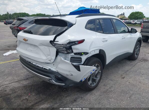 KL77LHEP2TC130372 2026 CHEVROLET TRAX White Front view