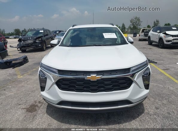 KL77LHEP2TC130372 2026 CHEVROLET TRAX White Instrument cluster view