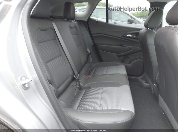 KL77LHEP3SC052280 2025 CHEVROLET TRAX Gray VIN կոդի պիտակի տեսք