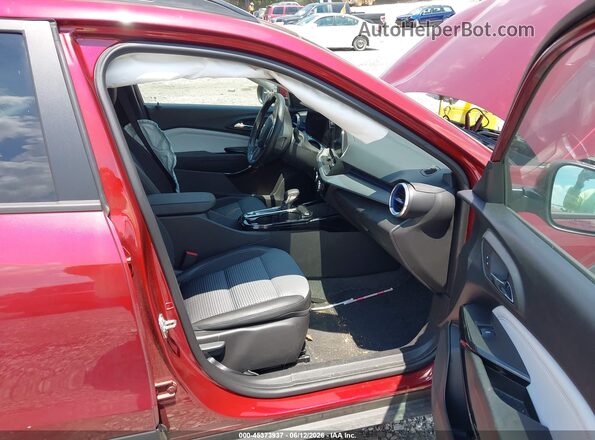 KL77LHEP3SC094514 2025 CHEVROLET TRAX Red Vista interior delantera