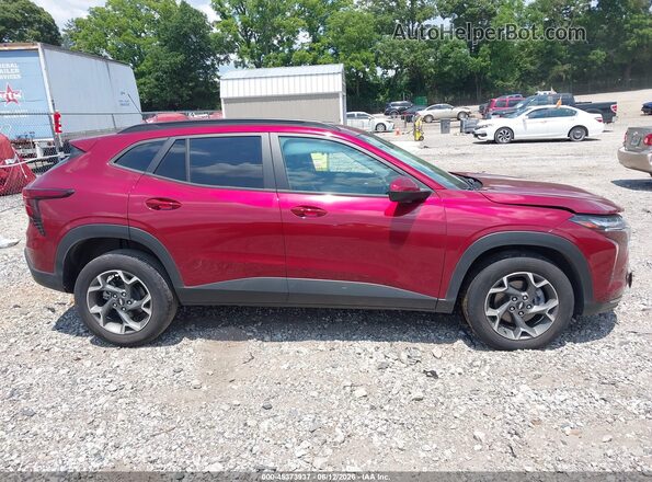KL77LHEP3SC094514 2025 CHEVROLET TRAX Red Vista interior trasera
