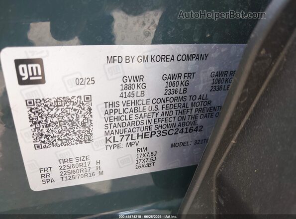 KL77LHEP3SC241642 2025 CHEVROLET TRAX Gray Vista del compartimento del motor