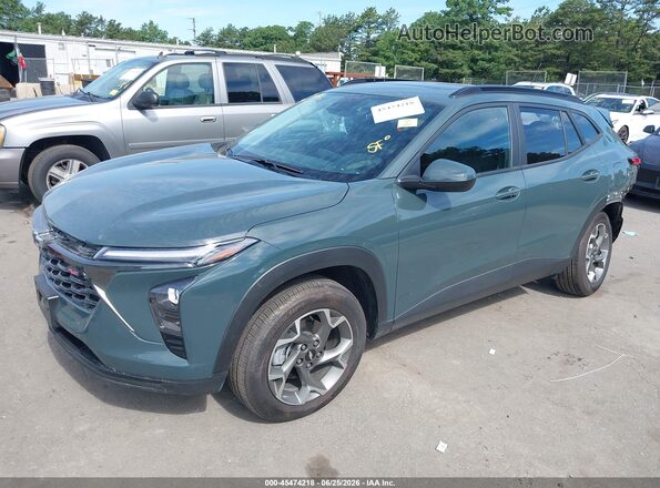 KL77LHEP3SC241642 2025 CHEVROLET TRAX Gray Vista tres cuartos delantera izquierda