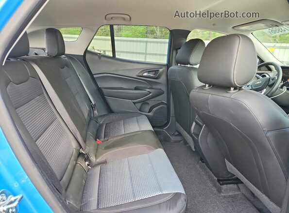 KL77LHEP3SC308448 2025 CHEVROLET TRAX Blue Rear interior view