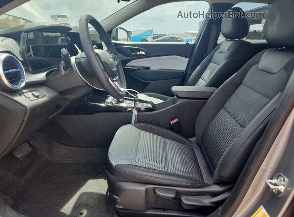 KL77LHEP3SC328781 2025 CHEVROLET TRAX Gray 